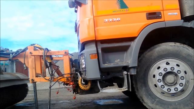Установка щетки.