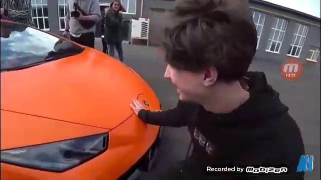 ВЛАД А4 КТО ПОСЛЕДНИЙ ОТПУСТИТ РУКУ, ПОЛУЧИТ LAMBORGINI ЧЕЛЕНДЖ! РЕАКЦИЯ НА ВЛАДА А4 смотреть онлайн