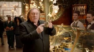 What to see in St. Petersburg, Russia. Gerard Depardieu in The Kupetz Eliseevs Food Hall