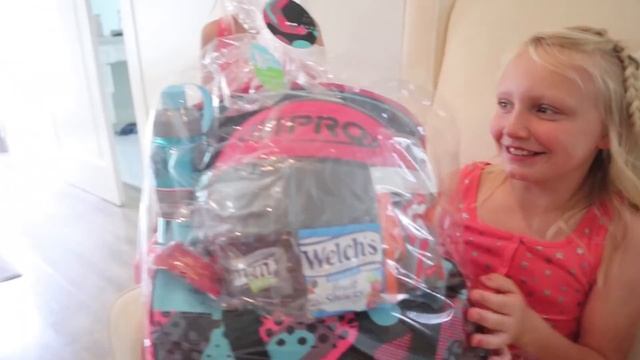 EASTER MoRNiNG ROUTINE with Large FAMILY of 18! Egg Hunt 2020! смотреть онлайн