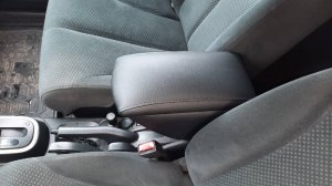 Подлокотник Ниссан Тиида Nissan Tiida