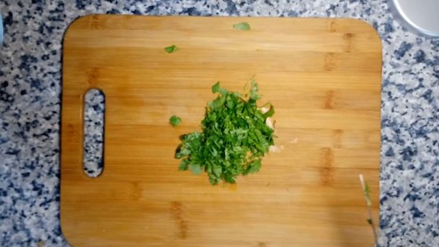 Салат "Домашний" ? И закуска из жареных огурцов. смотреть онлайн