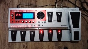 Boss GT-10B Bass Guitar Multieffects Processor