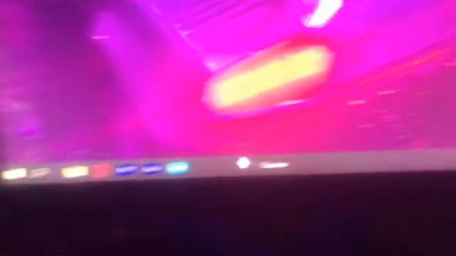 Как сделать панель задач по середине смотреть онлайн