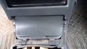 Как снять пепельницу центральной панели Daewoo Nexia N100 #DaewooNexiaN100 #какснять