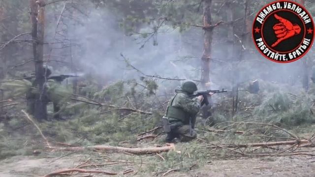 ????Штурмовики ЗВО продолжают совершенствовать боевые и тактические навыки

▪️В ходе практически