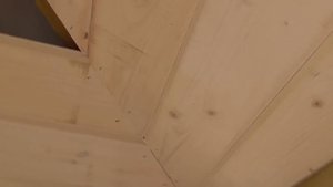 Монтаж имитации бруса снаружи на террасе. Очень сложное соединение!