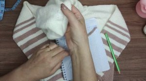 Детская толстовка с капюшоном спицами))Экспресс МК, как я её вязала