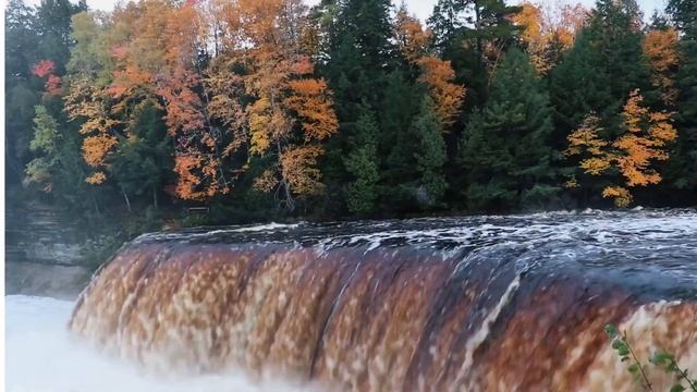 World's Most Beautiful Waterfalls Sounds/NIagara WATERFALL/4 Hours смотреть онлайн