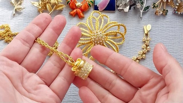 346. Винтажные украшения из США. Распакуем маленькие лоты с сокровищами. смотреть онлайн