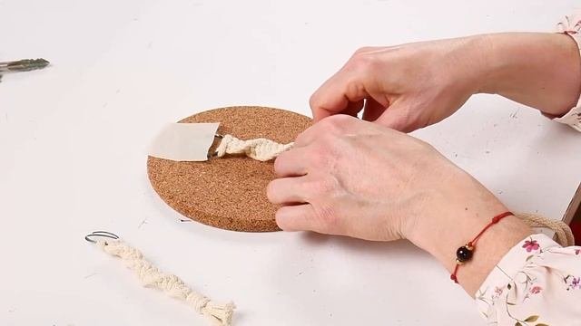 Прямой квадратный узел. Макраме брелок