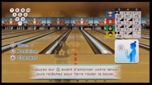 Wii Sports Resort - Wii - Bowling (10-Pin Game) - Part 1 (Candy Vs King TG Vs MC.Kid Vs MeGaMaDcOn)