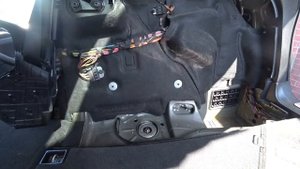 EASY WAY - BMW Rear knock ? Broken Spring! How to Replace BMW X3 F25
