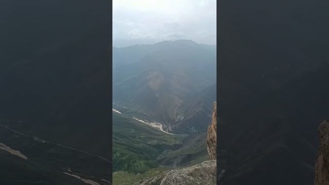 Увлекательная поездка на Язык Тролля в солнечную Долину гор и холмов смотреть онлайн