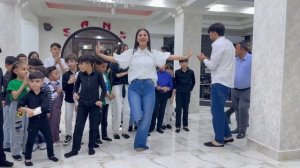 Gündəmdə olan Həmən O Qiz öz TOYUNDA Necede gözəl Oynadi ? BAXIN