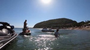 Черное море, катание на таблетке