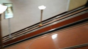 СП-б. Станция метро "Кировский завод", верхний вестибюль. 25.09.2022.