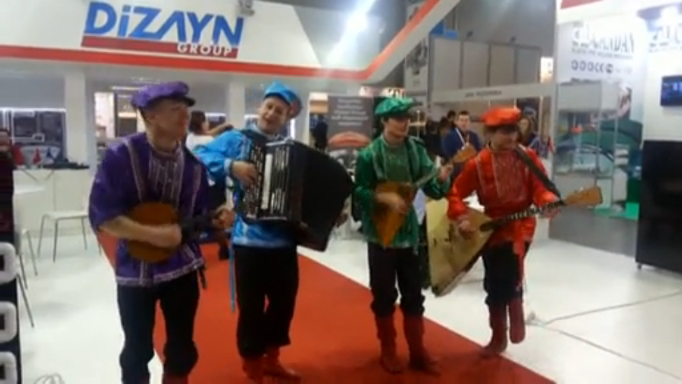 Иван Васильевич меняет профессию ВЕСЕЛЫЕ БАЛАЛАЕЧНИКИ НА МАСЛЕНИЦУ vivo-band.fo.ru +79035823107 