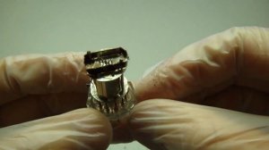 Что внутри радиолампы? Разбираем пентод 6Ж32П.