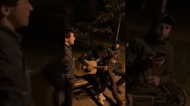 Красиво поёт 💫 Вина Бокал Вина на Гитаре 🎶 смотреть онлайн