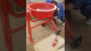 Сборка бетономешалки промазывать швы обязательно