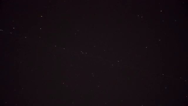 Интернет-спутники Starlink в небе над Казахстаном. смотреть онлайн