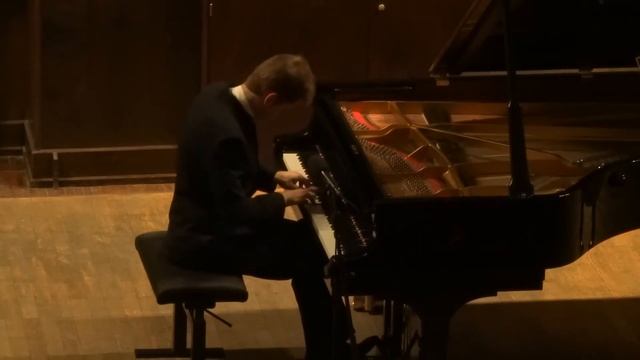 М. Мусоргский «Картинки с выставки» Андрей Гугнин (фортепиано) смотреть онлайн