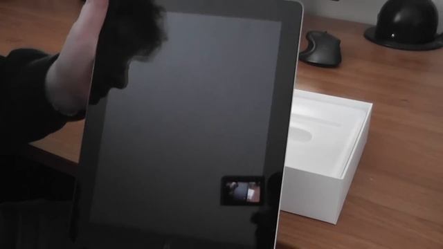 Apple iPad 4 64GB WiFi unboxing смотреть онлайн
