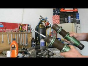 Шток амортизатора винтовой подвески. Не сваривай. Запомни!