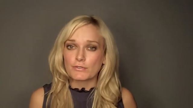 Benefit Bad Gal Lash and Blinc Mascara Review смотреть онлайн