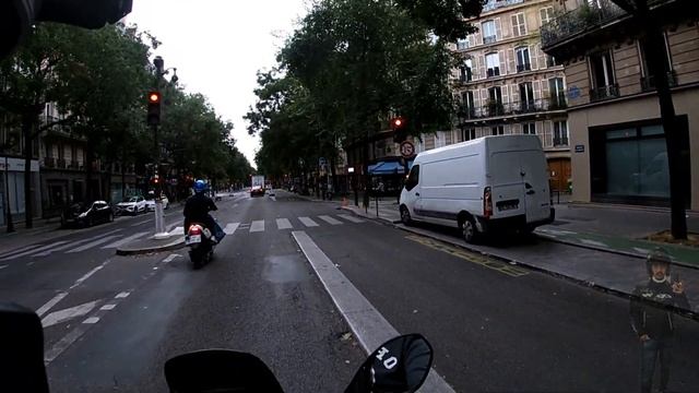 Aprilia SXR 50 moto vlog | Eric Parisien смотреть онлайн