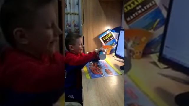 Окружающий мир:  Как сделать морскую воду