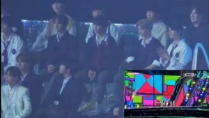 Stray Kids reaction to ITZY 달라달라(DALLA DALLA) + ICY                     [V HEARTBEAT 2019]