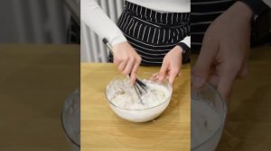 Рецепт ? ВЕГАНСКИЙ МИНДАЛЬНЫЙ ТОРТ СО ВЗБИТЫМИ КОКОСОВЫМИ СЛИВКАМИ. Видео-урок