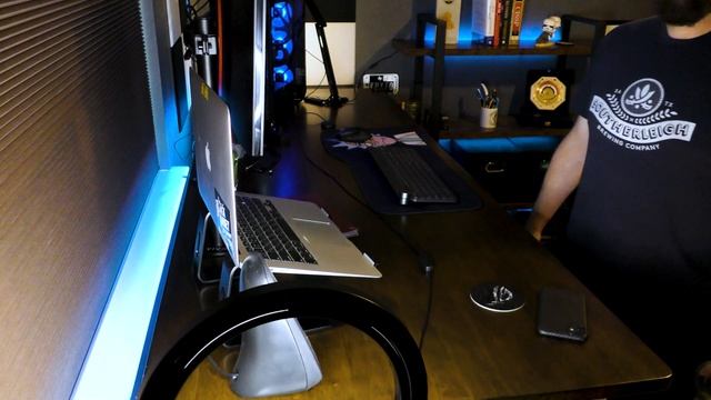 UPLIFT 4-LEG STANDING DESK - Review and Opinion смотреть онлайн