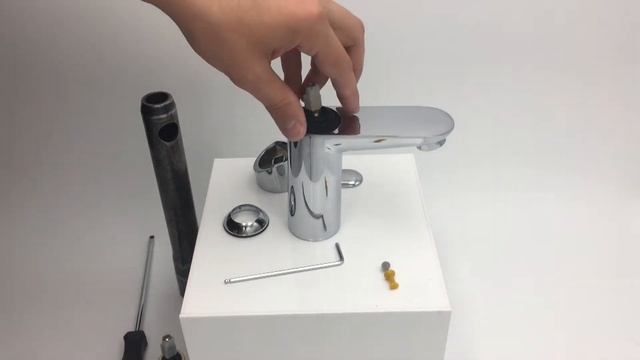 Замена картриджа в смесителе для умывальника GROHE