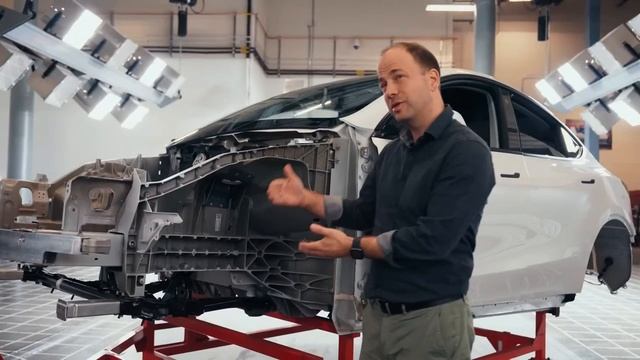 Tesla Crash and Vehicle Safety Test смотреть онлайн
