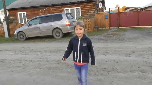 Мёд из одуванчика. Игра огуречик. 28,09,2018, смотреть онлайн