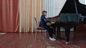 Садекова Каролина 11 лет - Й. Гайдн Соната №15 Ре мажор