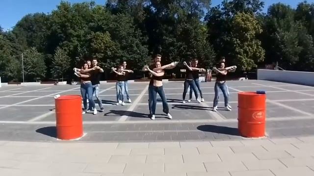 Бачата под Вояж смотреть онлайн