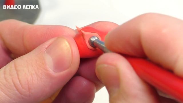 Злая Длинная Лошадь, Поезд Людоед и другие Творения Тревора Хендерсона | Видео Лепка смотреть онлайн