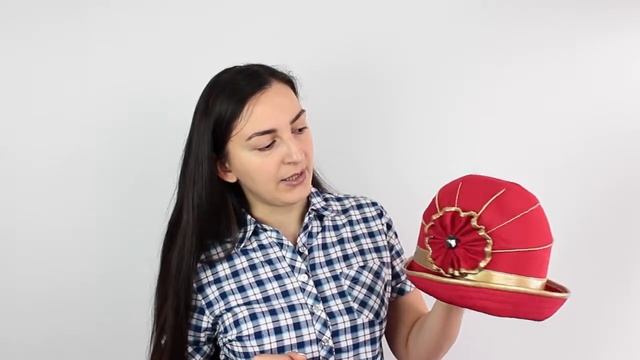 Шляпа, Гвен Красная смотреть онлайн