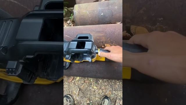 Dewalt 40V Hedge Trimmer Power Test/Review