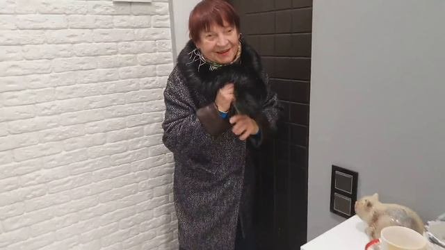 Пришла мама в гости Первоплащение