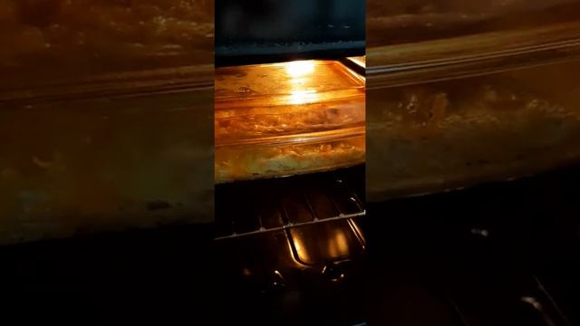 Готовим дома рыбу ментай с овощами в духовке
