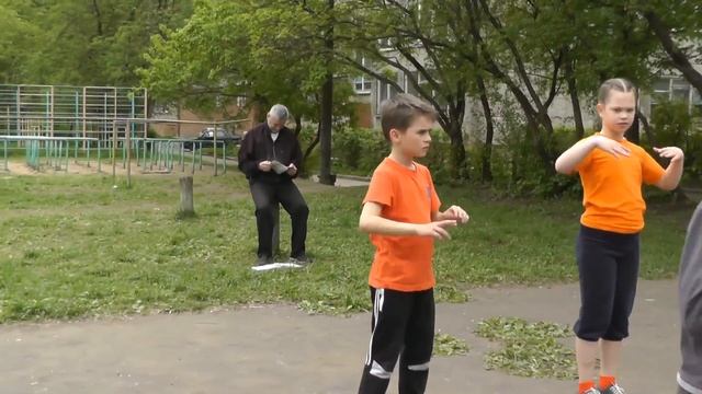 2 "Б" класс. Урок физкультуры смотреть онлайн