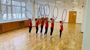 Студия гимнастики «ЗвёзДочки». Показательный номер с обручами