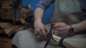 Как изготавливается домбра?