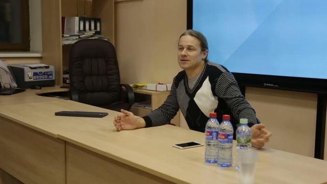 Дмитрий Горбунов: Физика элементарных частиц - пытаемся угадать, как устроена Природа. смотреть онлайн