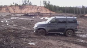 2013 год, первые пробы бездорожья на УАЗ Патриот.
